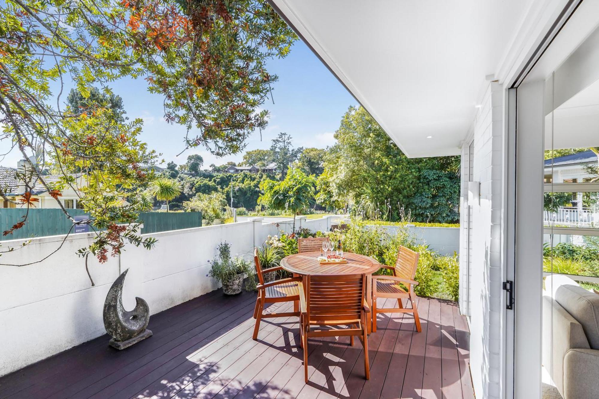 River View Retreat, Luxury & Central - By Kosh Bnb Hamilton Eksteriør billede